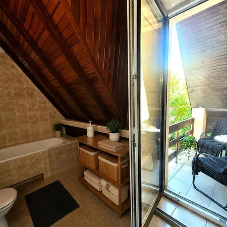 Hostal Like